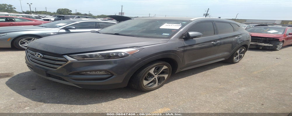 KM8J33A21JU686438 2018 HYUNDAI TUCSON photo no. 2