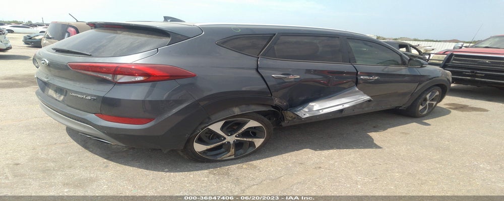 KM8J33A21JU686438 2018 HYUNDAI TUCSON photo no. 4