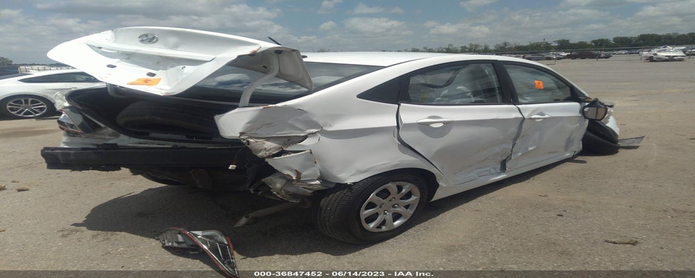 KMHCT4AE5FU798627 2015 HYUNDAI ACCENT photo no. 4
