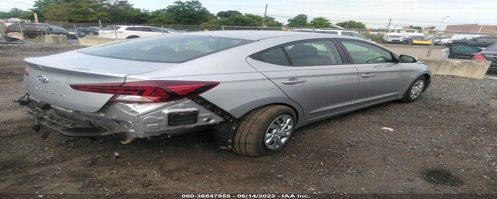 KMHD74LF9LU067953 2020 HYUNDAI ELANTRA photo no. 4