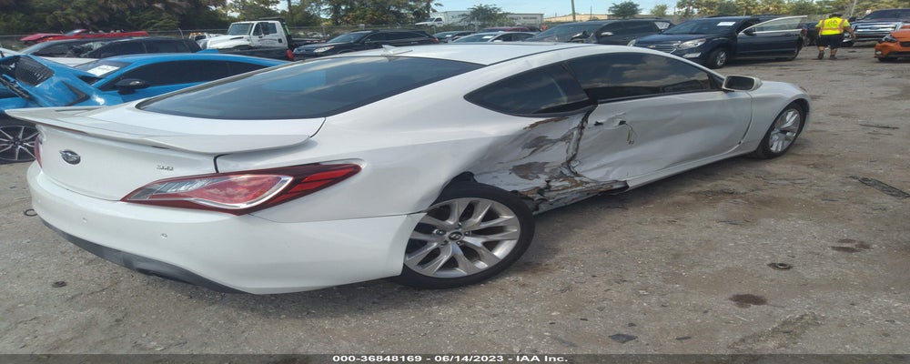 KMHHU6KJ3DU105562 2013 HYUNDAI GENESIS COUPE photo no. 4