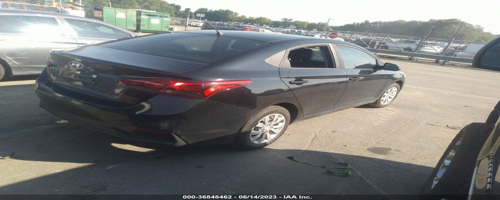 3KPC24A32JE021707 2018 HYUNDAI ACCENT photo no. 4
