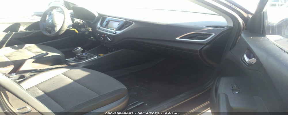 3KPC24A32JE021707 2018 HYUNDAI ACCENT photo no. 5