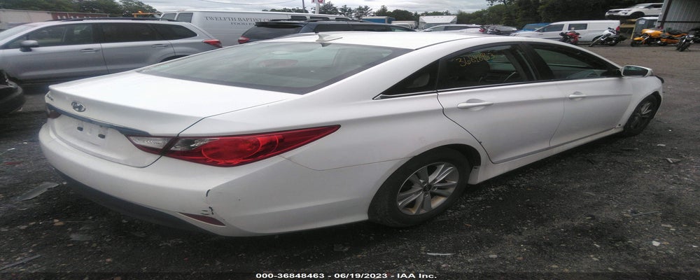 5NPEB4AC8EH867219 2014 HYUNDAI SONATA photo no. 4