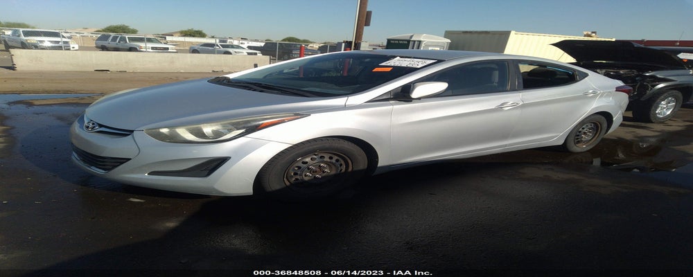 5NPDH4AE6GH667583 2016 HYUNDAI ELANTRA photo no. 2