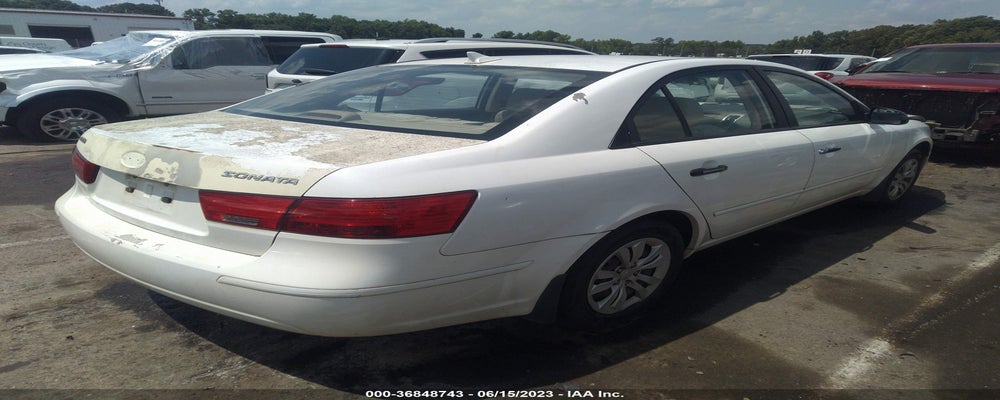 5NPET4ACXAH647569 2010 HYUNDAI SONATA photo no. 4