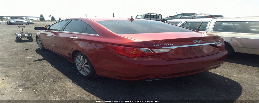 5NPEC4AB2DH689584 2013 HYUNDAI SONATA photo no. 3