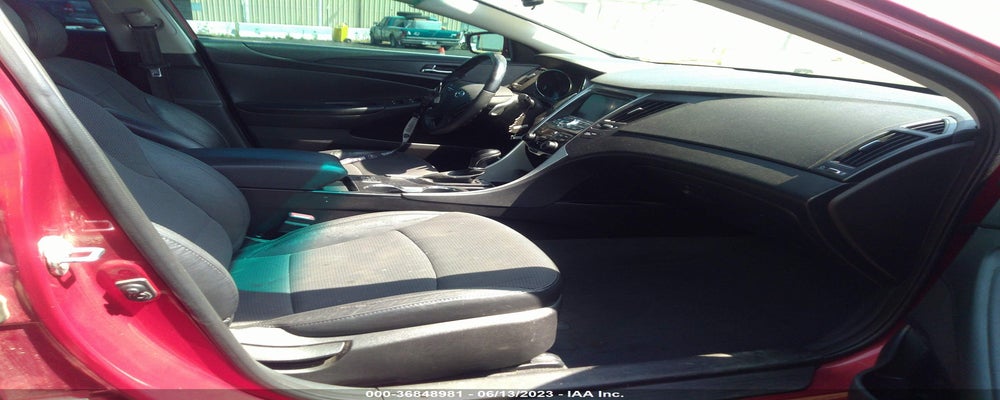 5NPEC4AB2DH689584 2013 HYUNDAI SONATA photo no. 5