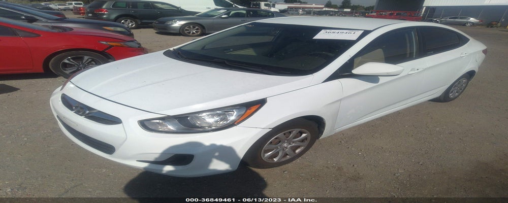 KMHCT4AE6DU284489 2013 HYUNDAI ACCENT photo no. 2