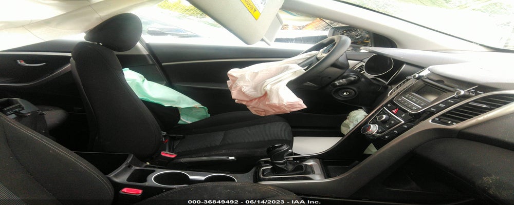 KMHD35LH1GU331837 2016 HYUNDAI ELANTRA GT photo no. 5