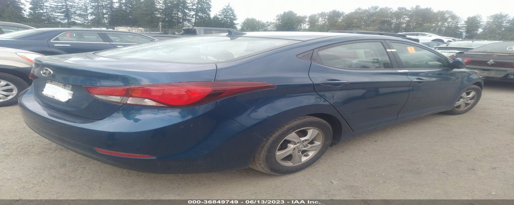 KMHDH4AEXFU458735 2015 HYUNDAI ELANTRA photo no. 4