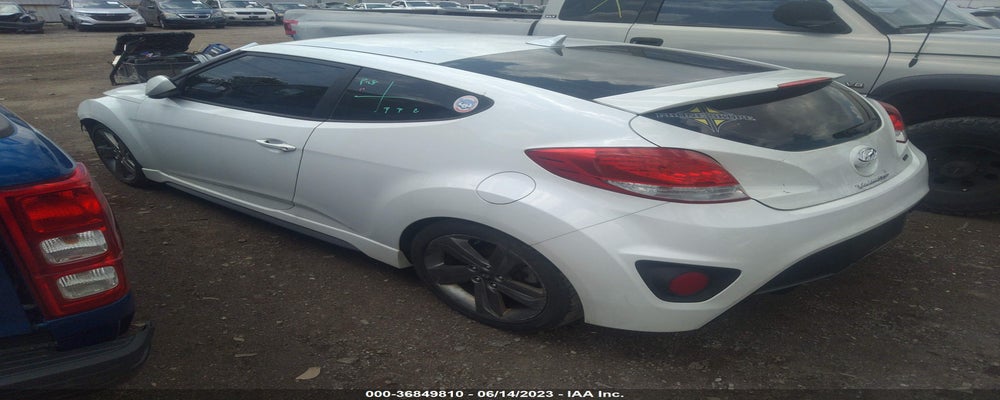 KMHTC6AE9FU232613 2015 HYUNDAI VELOSTER photo no. 3