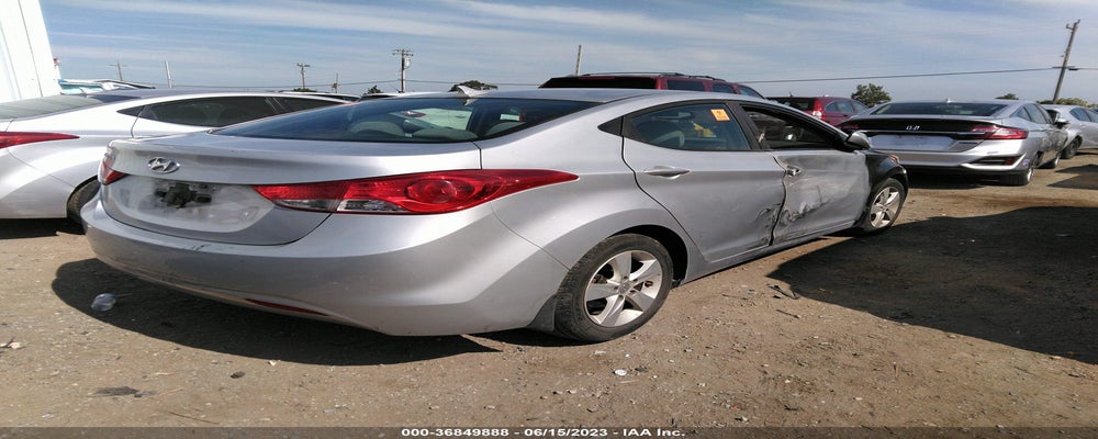 5NPDH4AE0DH280782 2013 HYUNDAI ELANTRA photo no. 4
