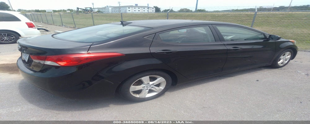 KMHDH4AEXCU253928 2012 HYUNDAI ELANTRA photo no. 4