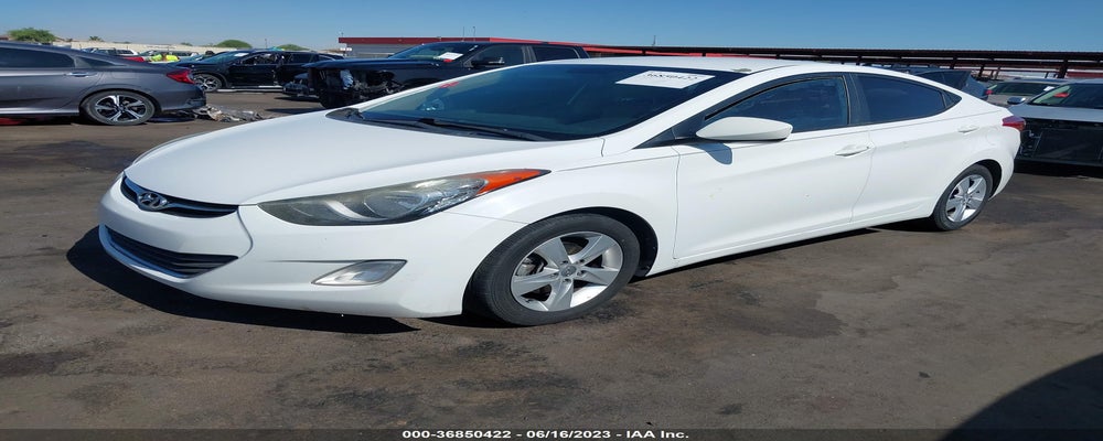 5NPDH4AE2DH311059 2013 HYUNDAI ELANTRA photo no. 2