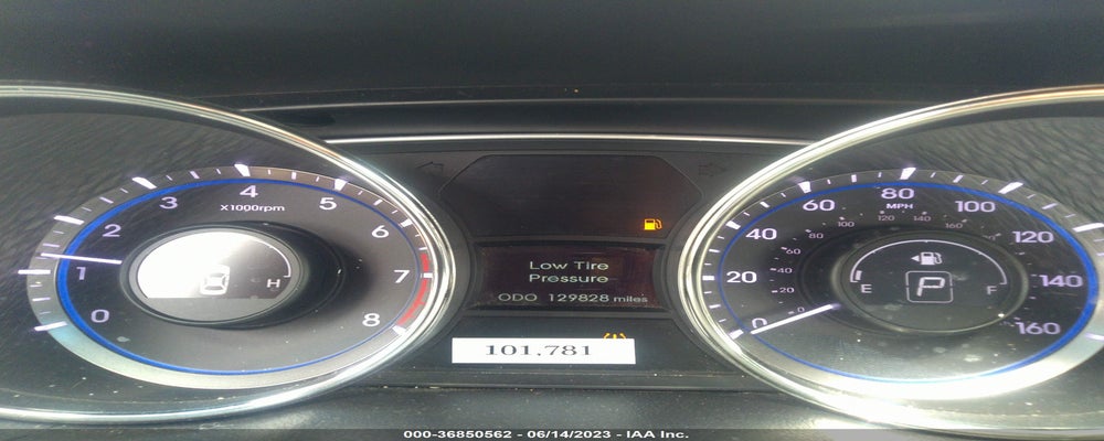 5NPEB4AC8BH078211 2011 HYUNDAI SONATA photo no. 7
