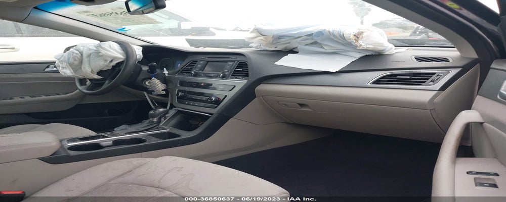 5NPE24AA5FH235598 2015 HYUNDAI SONATA photo no. 5