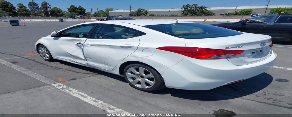5NPDH4AE6DH318399 2013 HYUNDAI ELANTRA photo no. 3