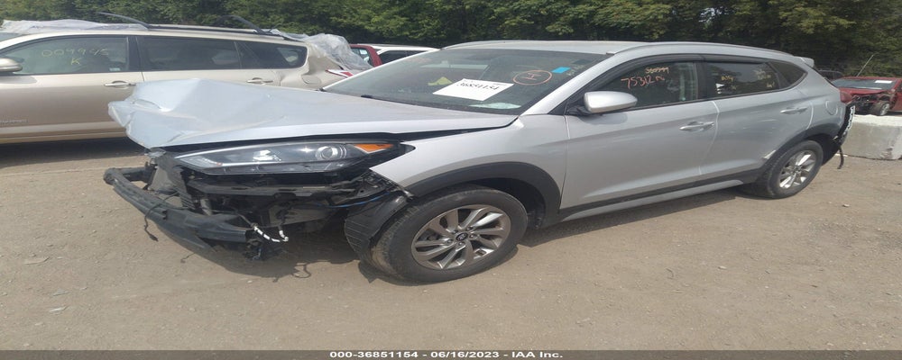 KM8J3CA45JU743421 2018 HYUNDAI TUCSON photo no. 2