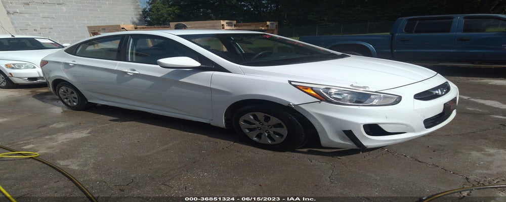 KMHCT4AE6GU979057 2016 HYUNDAI ACCENT photo no. 2