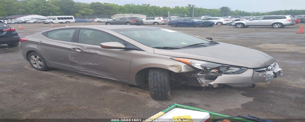 5NPDH4AE3DH240051 2013 HYUNDAI ELANTRA photo no. 17