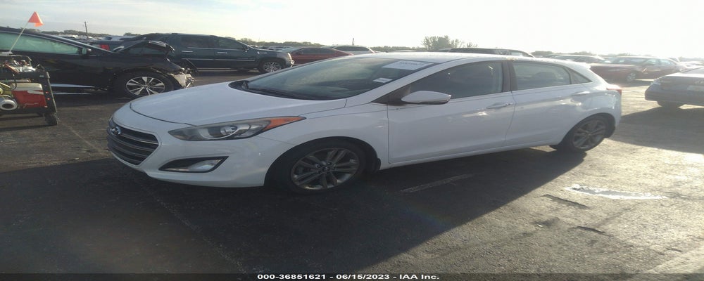 KMHD35LH1GU307988 2016 HYUNDAI ELANTRA GT photo no. 2