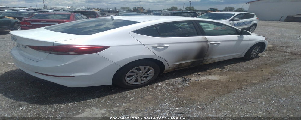 5NPD74LF4HH112187 2017 HYUNDAI ELANTRA photo no. 4