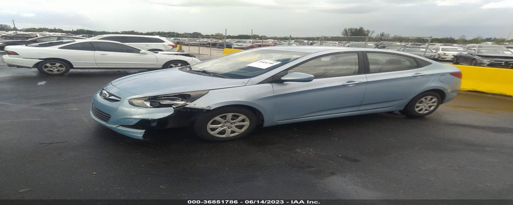 KMHCT4AE2EU640311 2014 HYUNDAI ACCENT photo no. 2