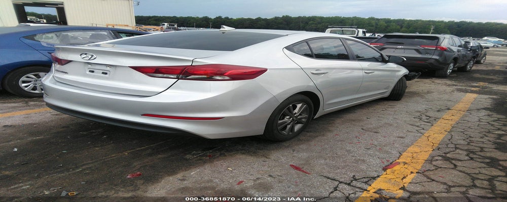 5NPD84LF4JH288790 2018 HYUNDAI ELANTRA photo no. 4