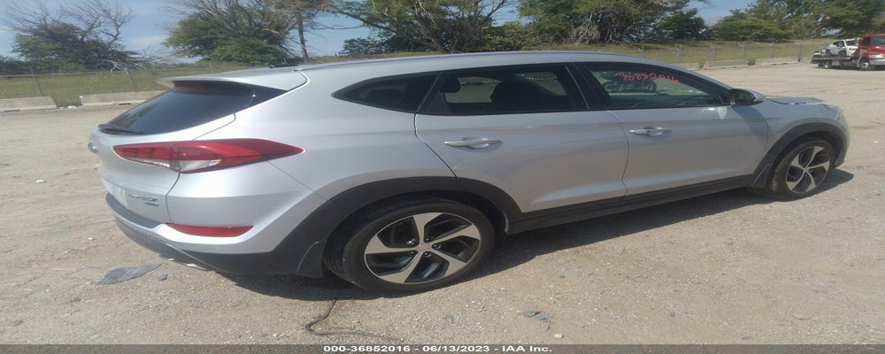 KM8J3CA23GU127353 2016 HYUNDAI TUCSON photo no. 4