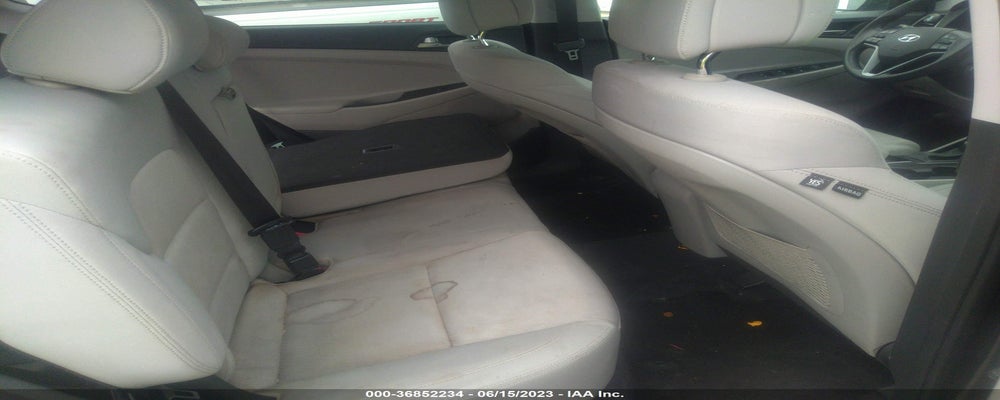 KM8J3CA42JU613130 2018 HYUNDAI TUCSON photo no. 8