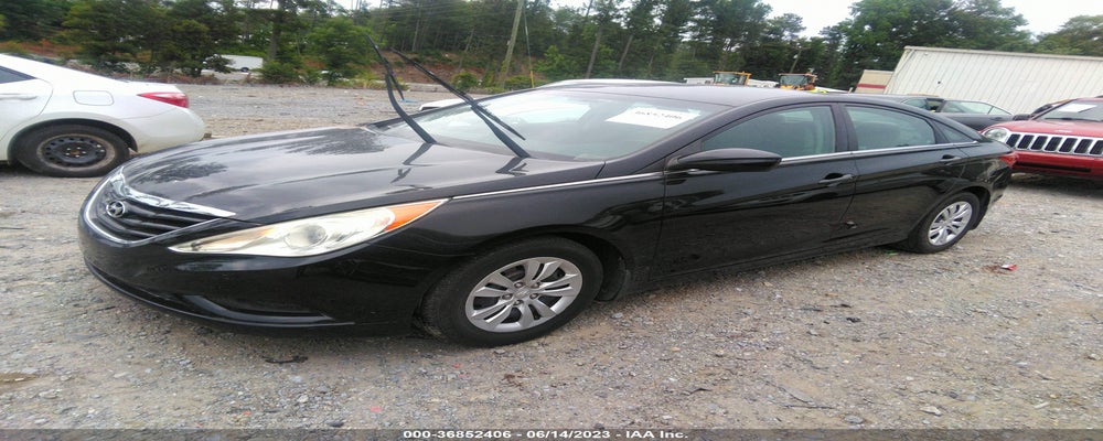 5NPEB4AC7BH098756 2011 HYUNDAI SONATA photo no. 2