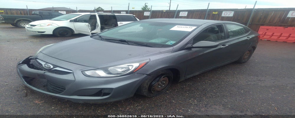 KMHCT4AE8EU699511 2014 HYUNDAI ACCENT photo no. 2