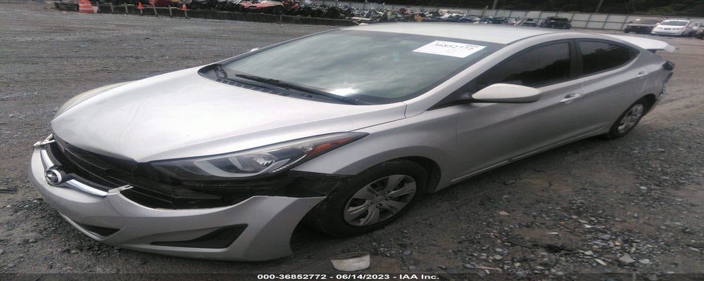 5NPDH4AE1GH675705 2016 HYUNDAI ELANTRA photo no. 2