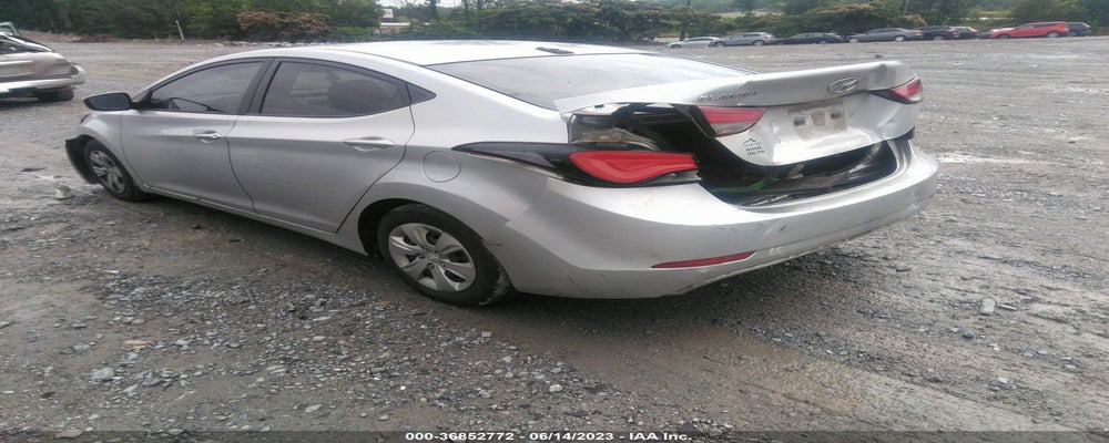 5NPDH4AE1GH675705 2016 HYUNDAI ELANTRA photo no. 3