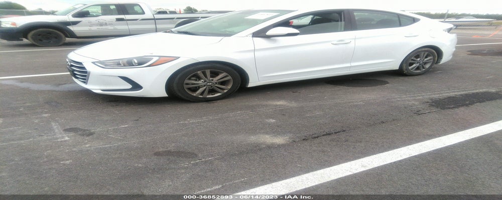 5NPD84LF4JH233451 2018 HYUNDAI ELANTRA photo no. 2