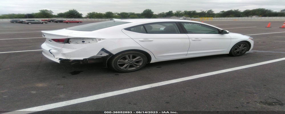 5NPD84LF4JH233451 2018 HYUNDAI ELANTRA photo no. 4