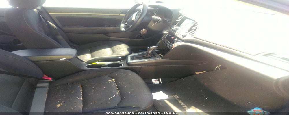 KMHD84LF5JU526793 2018 HYUNDAI ELANTRA photo no. 5