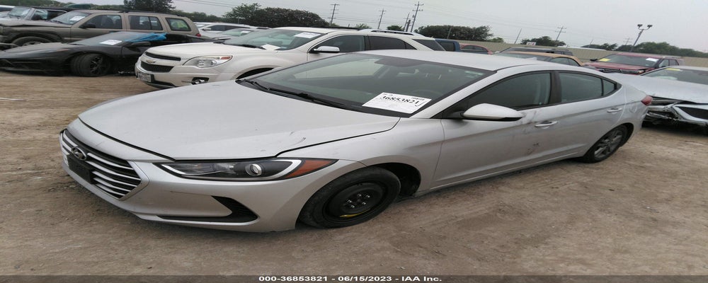 5NPD84LFXJH370099 2018 HYUNDAI ELANTRA photo no. 2
