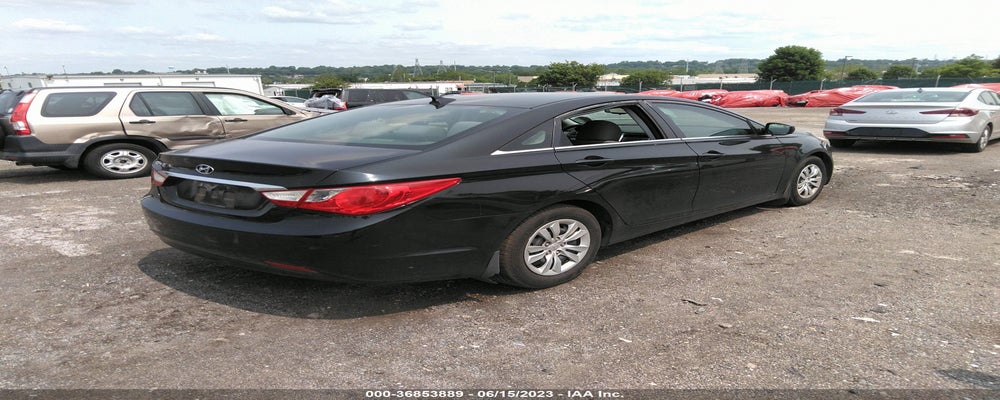 5NPEB4AC9CH372704 2012 HYUNDAI SONATA photo no. 4