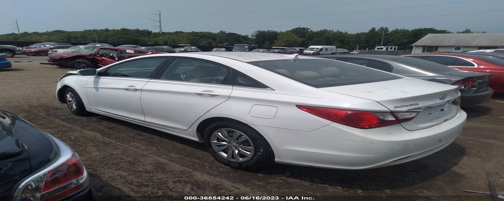 5NPEB4AC5BH243079 2011 HYUNDAI SONATA photo no. 3