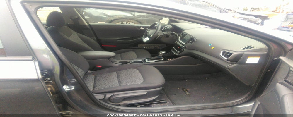 KMHC65LD5JU103959 2018 HYUNDAI IONIQ PLUG-IN HYBRID photo no. 5
