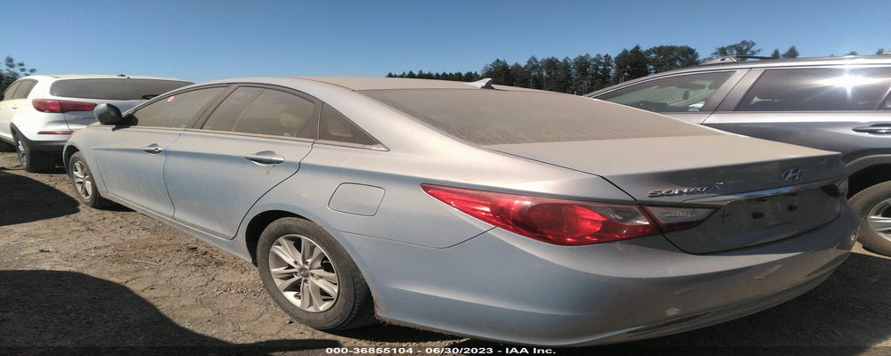 5NPEB4AC5BH139451 2011 HYUNDAI SONATA photo no. 3