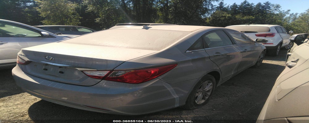 5NPEB4AC5BH139451 2011 HYUNDAI SONATA photo no. 4
