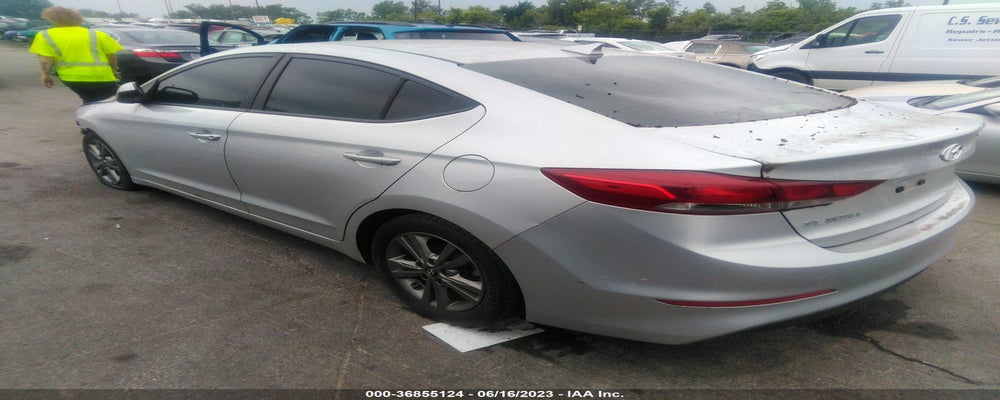 5NPD84LF1JH304914 2018 HYUNDAI ELANTRA photo no. 3