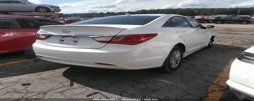5NPEB4AC6DH658866 2013 HYUNDAI SONATA photo no. 4