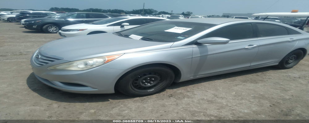 5NPEB4AC0CH329613 2012 HYUNDAI SONATA photo no. 2