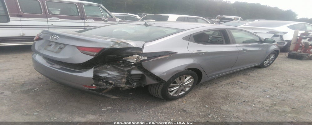 5NPDH4AE4GH796227 2016 HYUNDAI ELANTRA photo no. 4