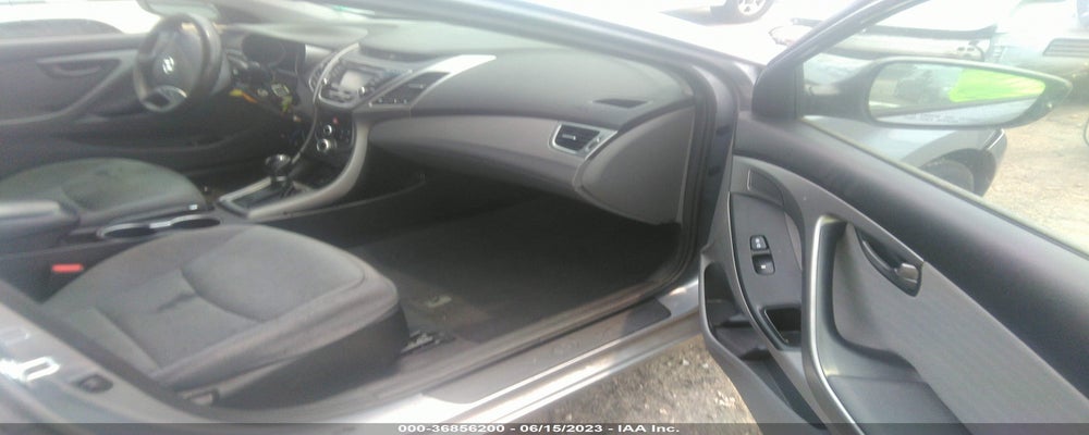 5NPDH4AE4GH796227 2016 HYUNDAI ELANTRA photo no. 5