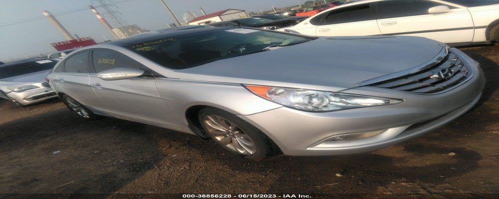 5NPEC4AB8CH385321 2012 HYUNDAI SONATA photo no. 23